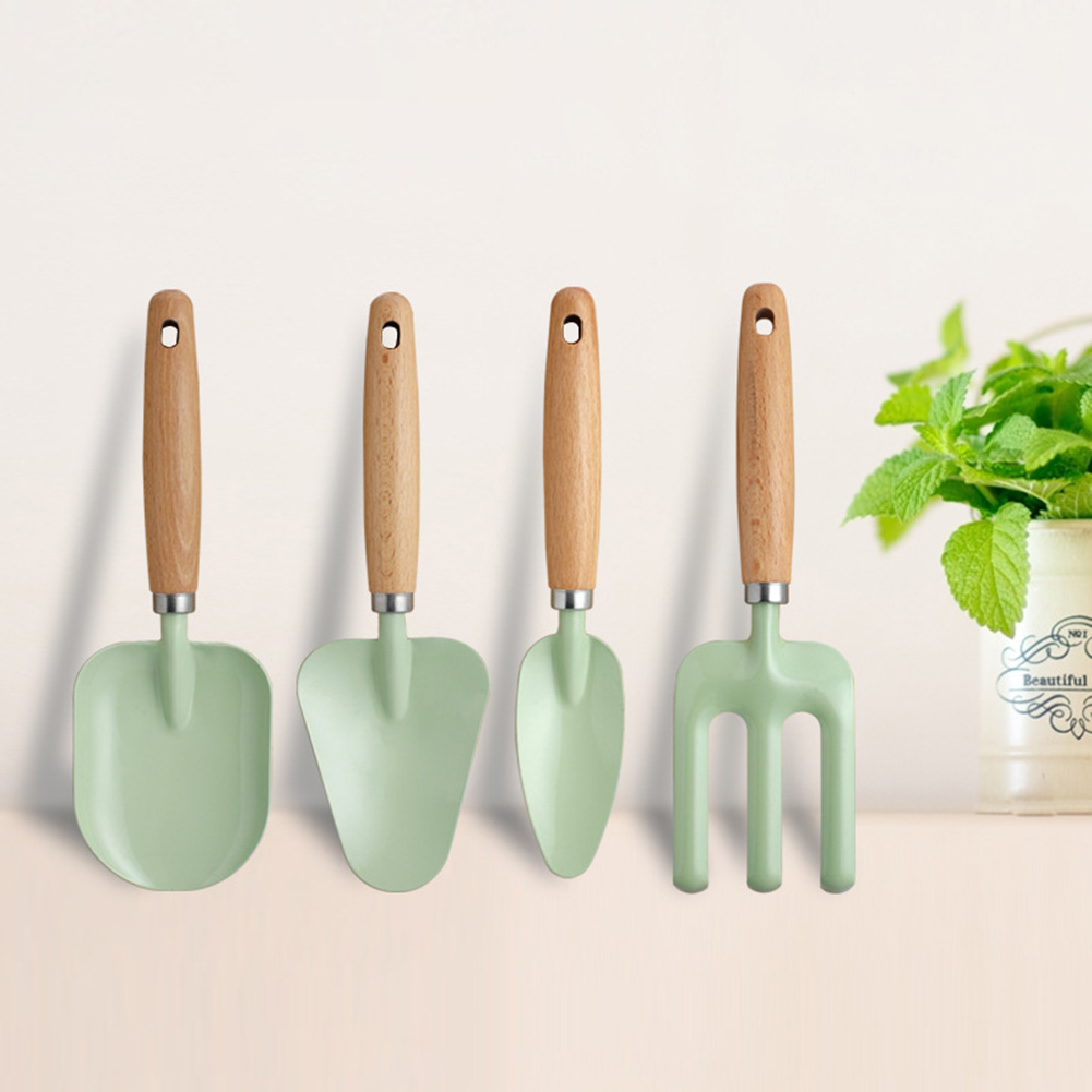 4 Pcs Gardening Tools With Woo - مراجعة Gardening Tools 5 Year Old وسعره