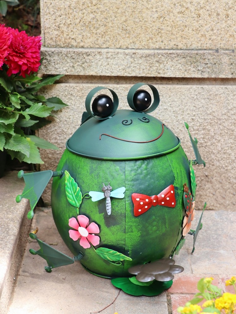 Wrought iron trash can outdoor - مراجعة Gardening Tools Cartoon وسعره