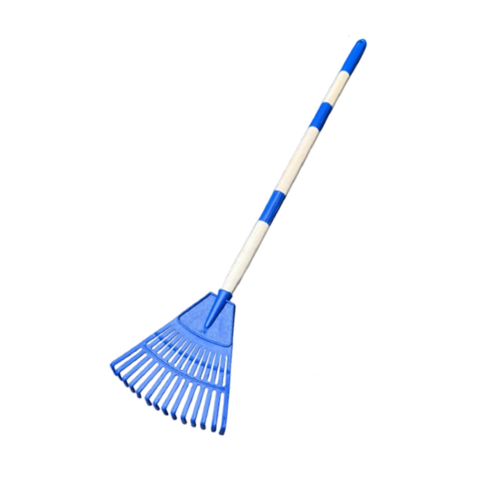 Small Leaf Rake 3 Sections Ste - مراجعة Gardening Tools 5 Year Old وسعره