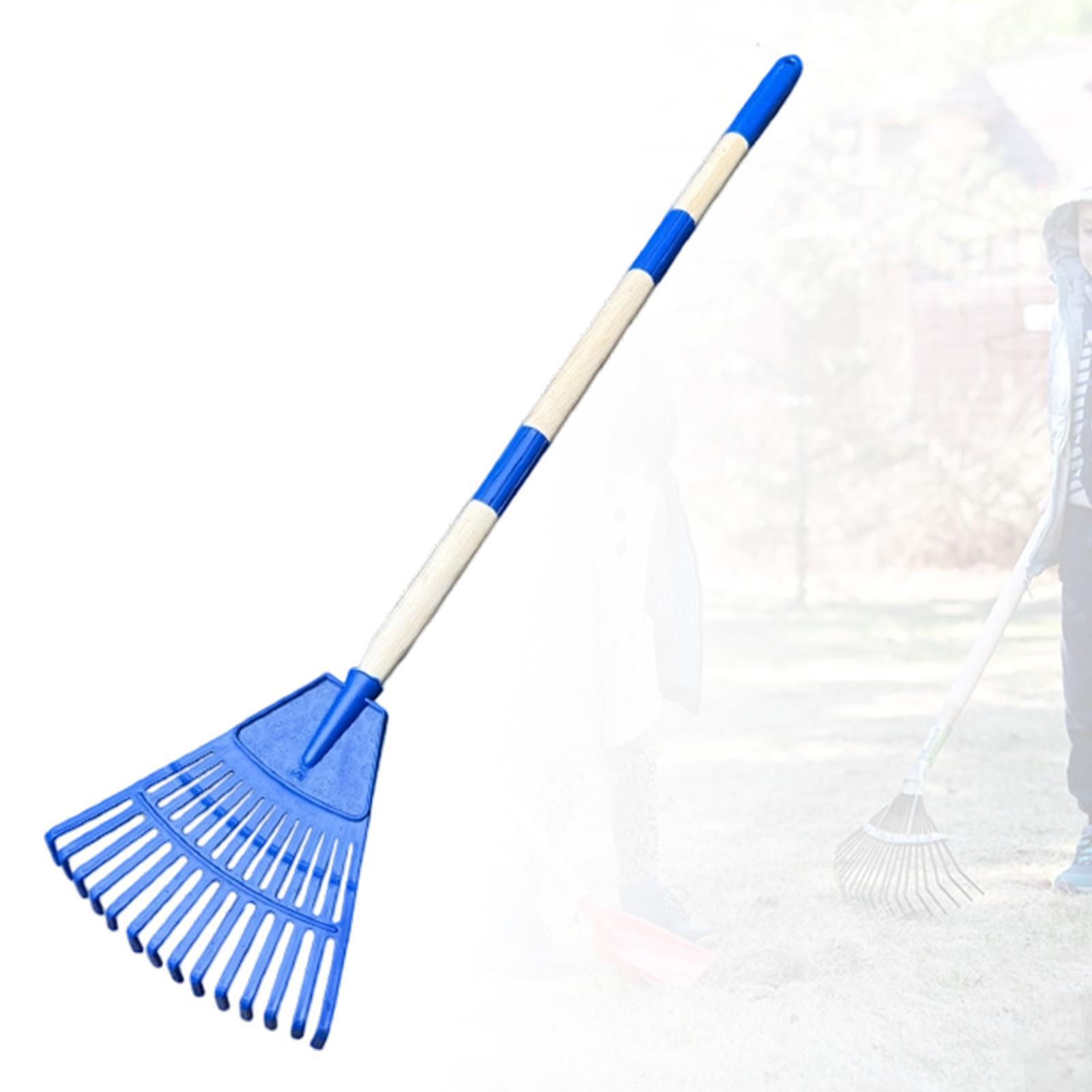 Small Leaf Rake 3 Sections Ste - مراجعة Gardening Tools 5 Year Old وسعره