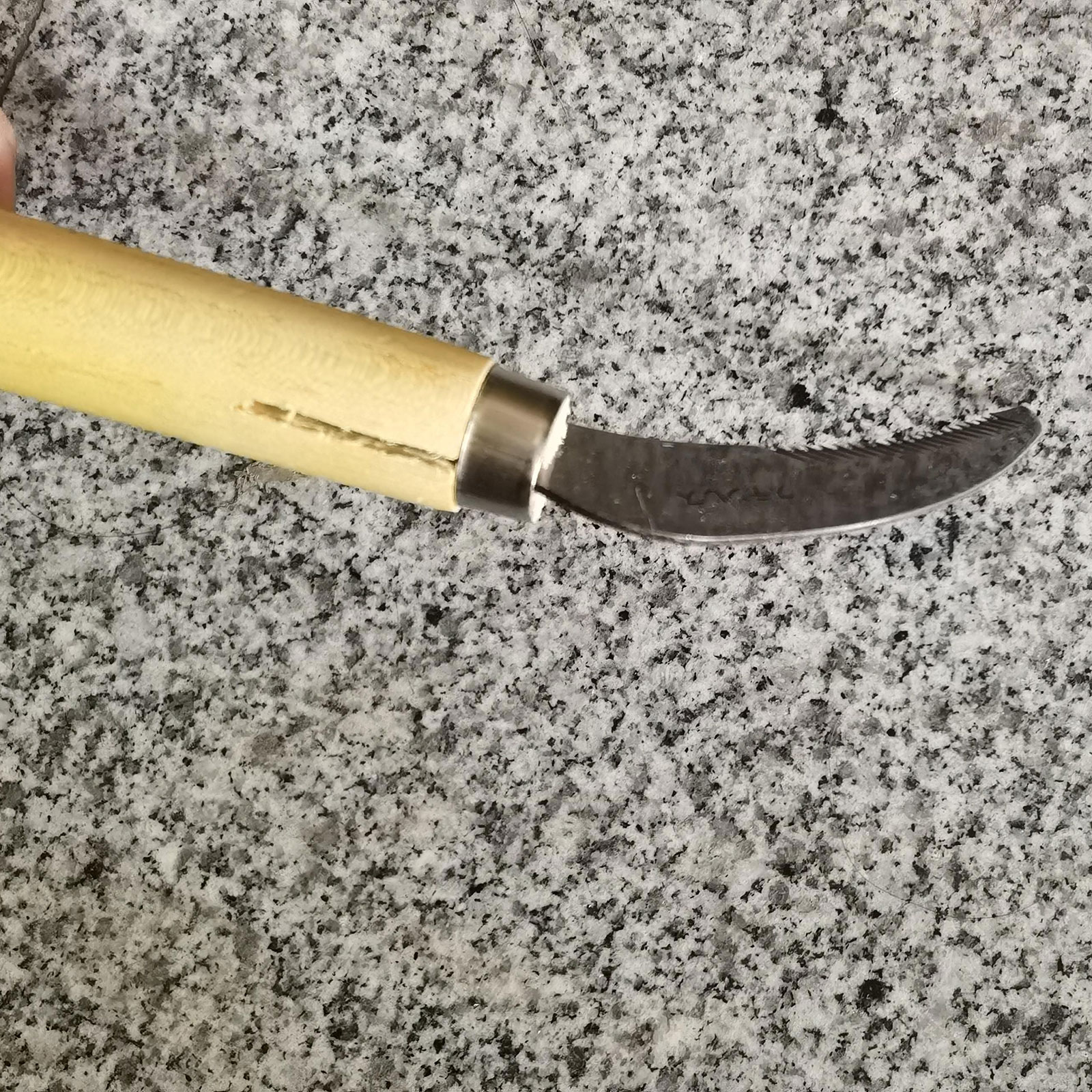 Japanese Weeding Sickle Weedin - مراجعة Garden Hand Trowel وسعره